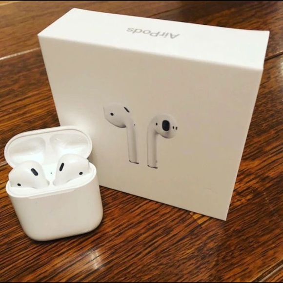Airpods (Second generation)